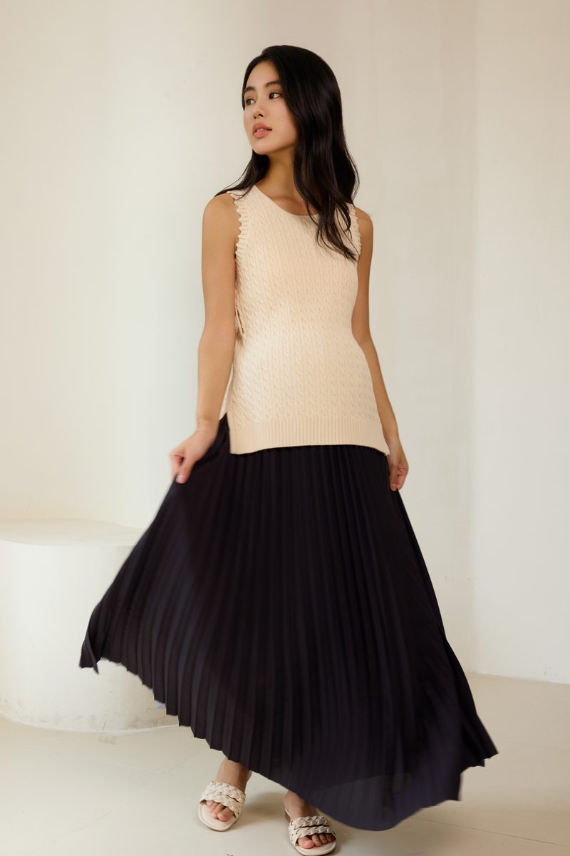 Black Maxi Pleated Skirt