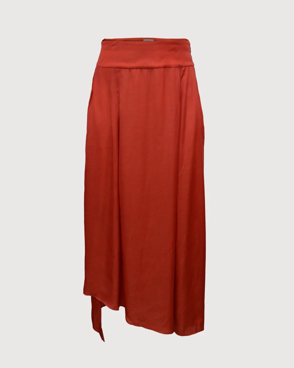 High-waisted Asymmetrical Skirt - L