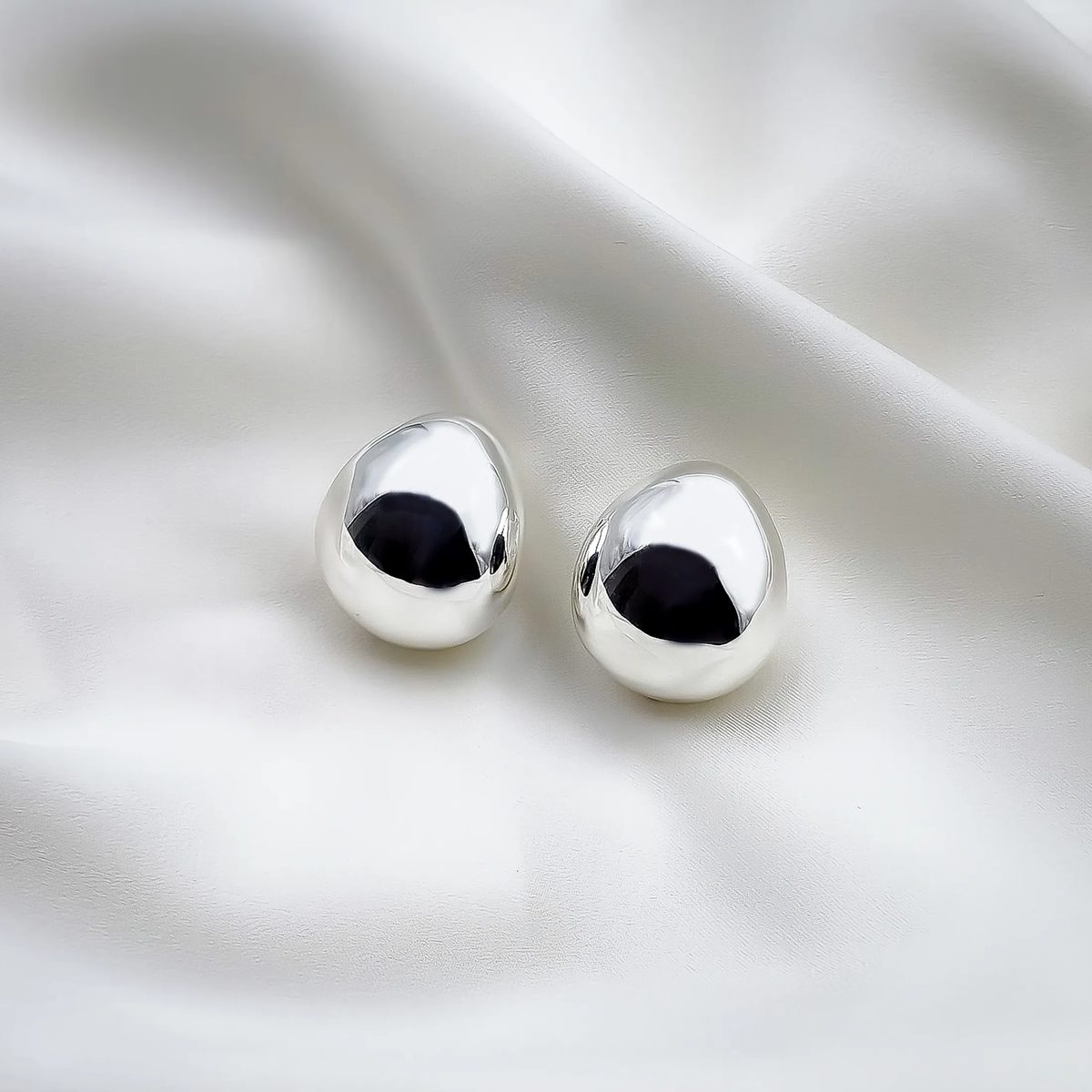 Sculpted Egg Stud Earrings