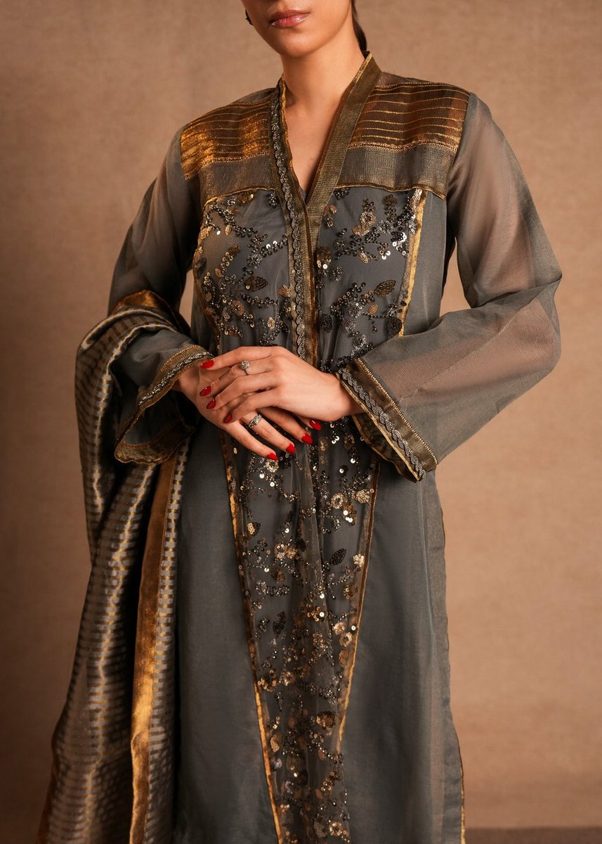 Grey & Gold Two-Piece Outfit - Shalwar Kameez