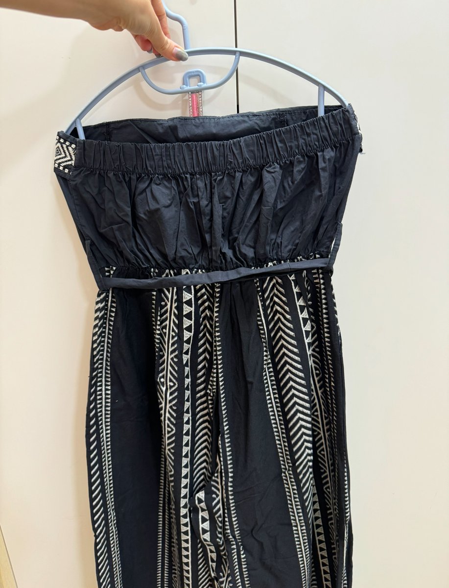 Sleeveless jumpsuit
