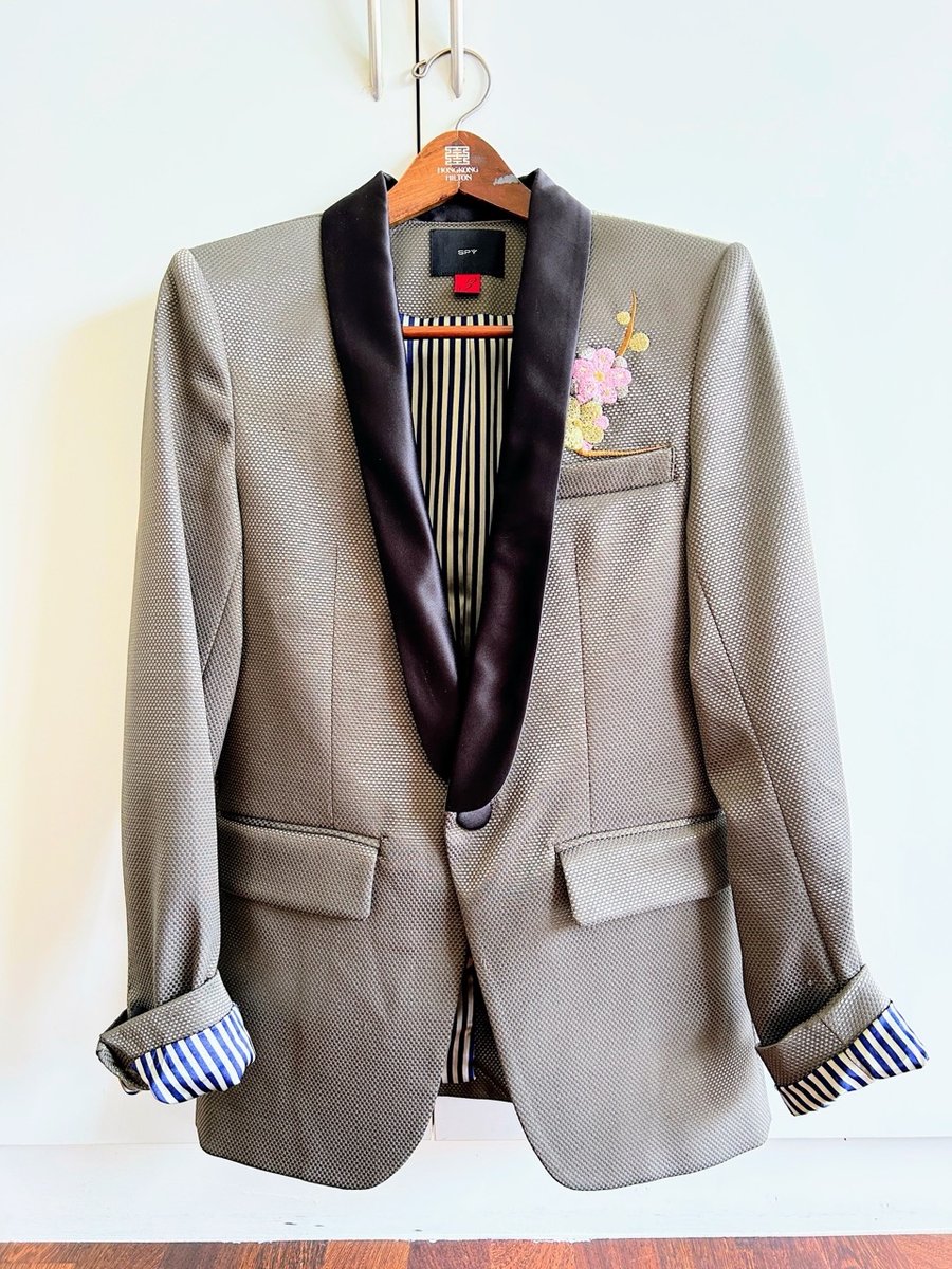 Spy by Henry Lau embroidered tuxedo jacket