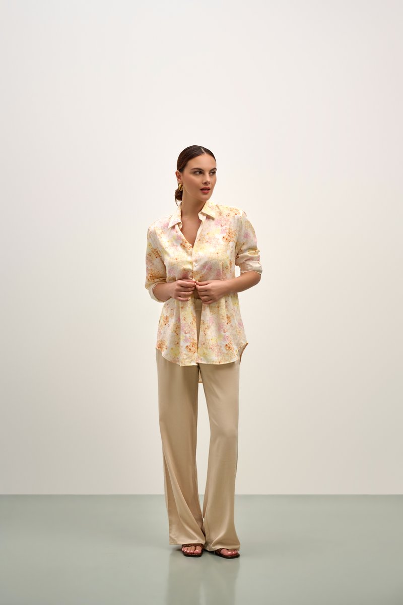 Avery Button Down - Sakura Yellow