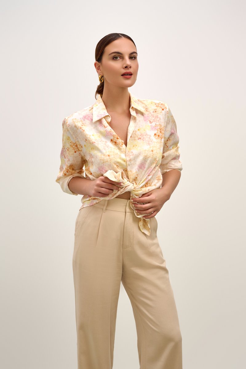 Avery Button Down - Sakura Yellow