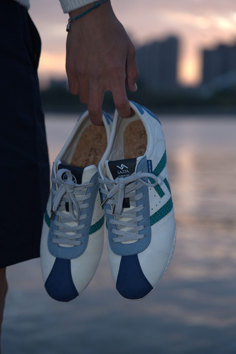 SA77A AMOY Yin (☷) – Up-cycled Sail Sneakers