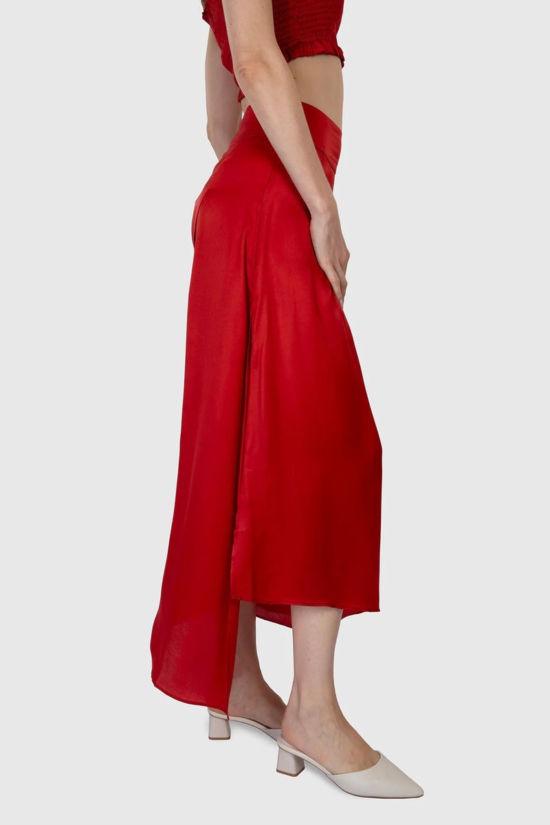 High-waisted Asymmetrical Skirt - L