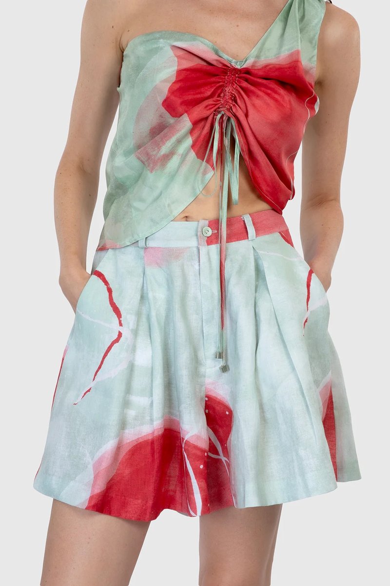 Pleated Suit Short - L