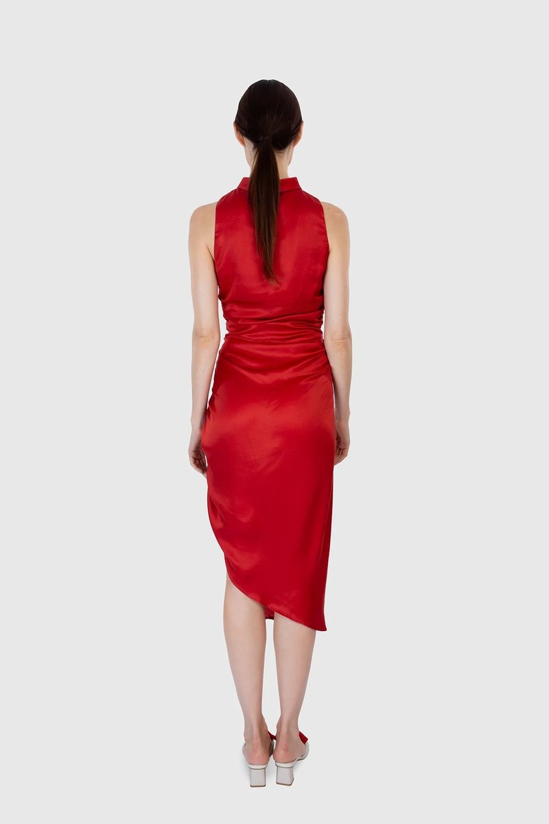 Sleeveless Calf Length Regia Dress - M