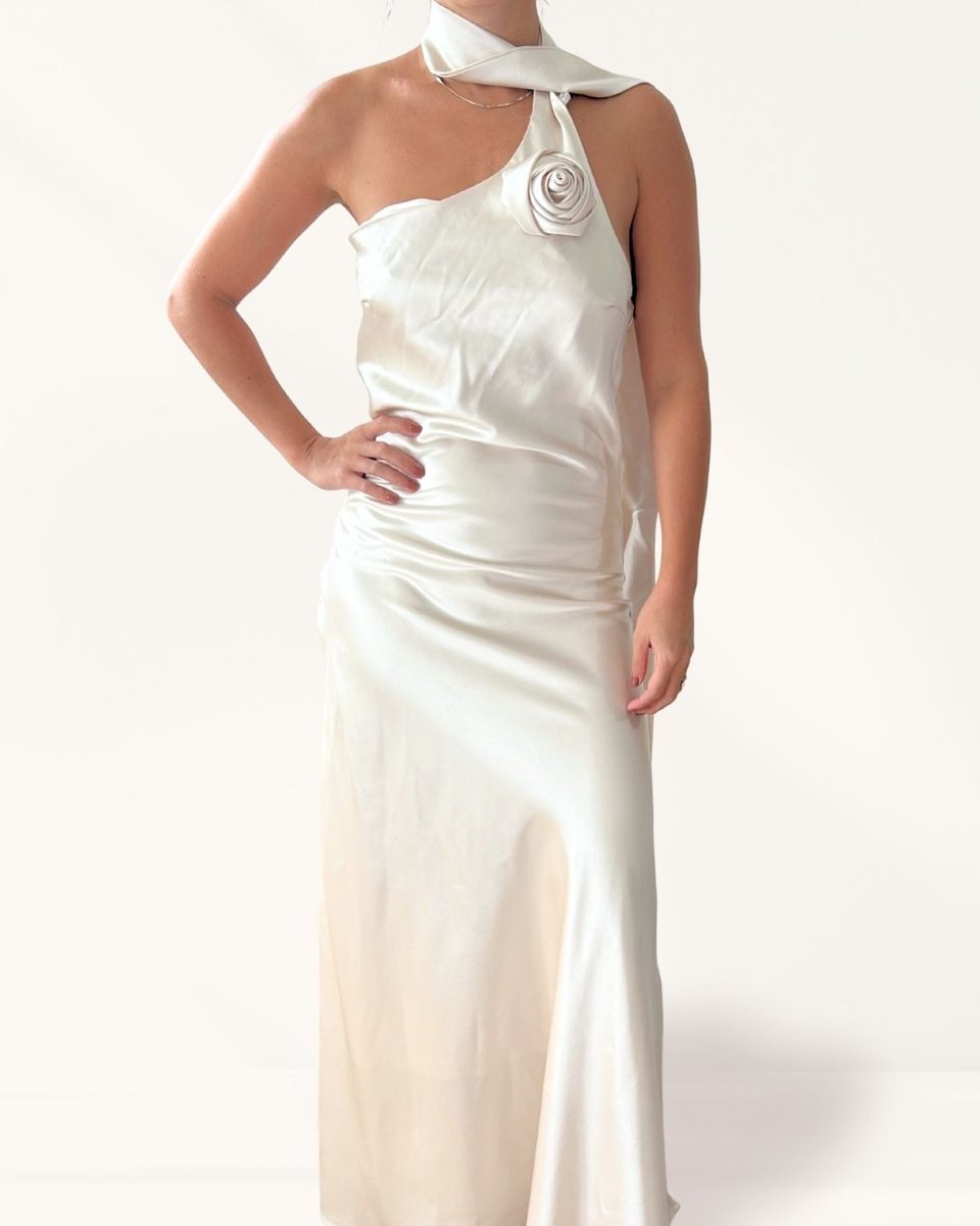 Q.Y.X Long White Dress