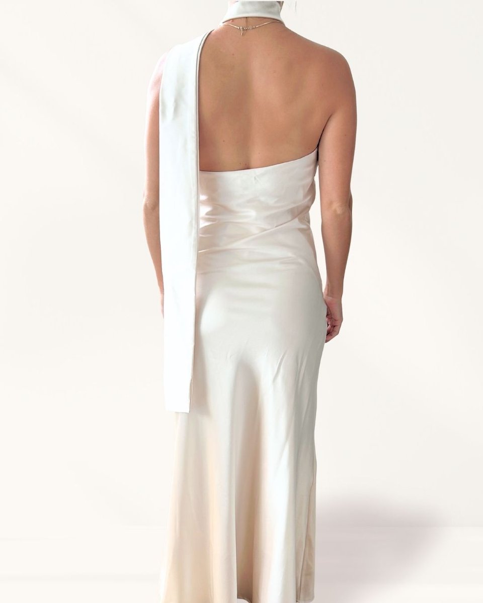 Q.Y.X Long White Dress