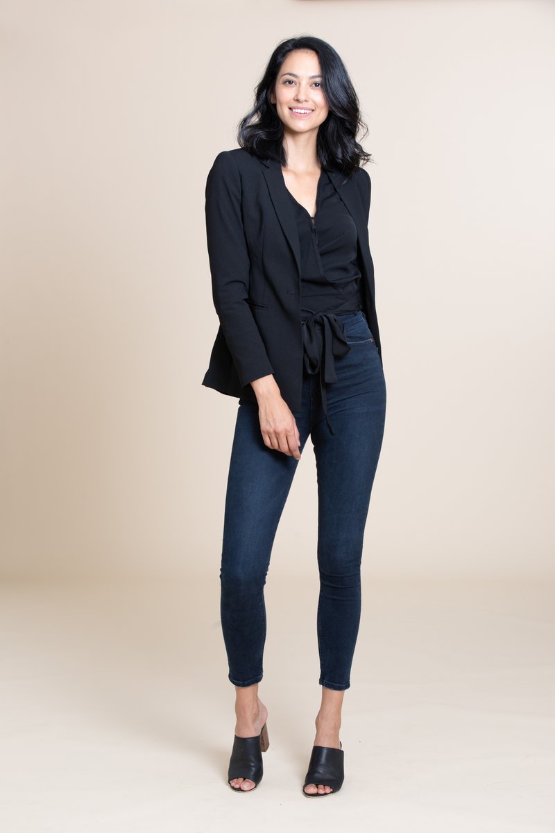 Alexa Wrap Black